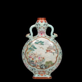A famille rose gourd-shaped vase with openwork and narrative scenes from the Qianlong period of the
