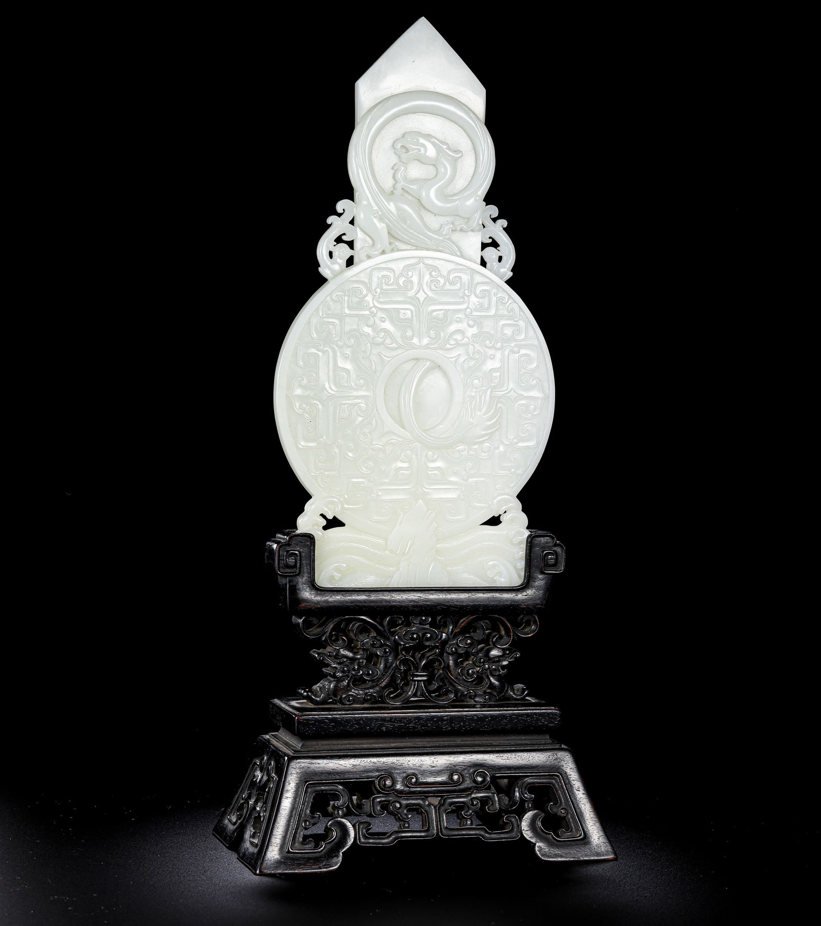 Chinese Qing Dynasty Hetian white jade gui ornament (1 of 10)