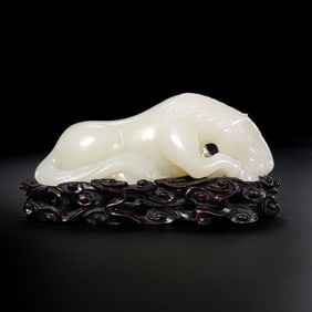Chinese Qing Dynasty Hetian white jade horse ornament