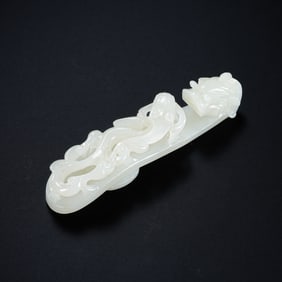 Chinese Qing Dynasty Hetian white jade belt hook