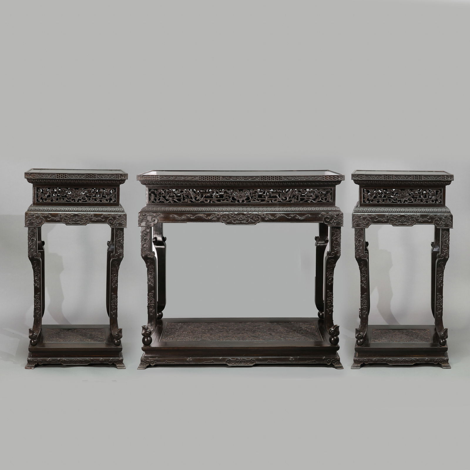 A set of Chinese Qing Dynasty rosewood altar table (1 of 18)