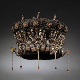 Chinese Qing Dynasty pure silver phoenix crown inlaid with gemstones