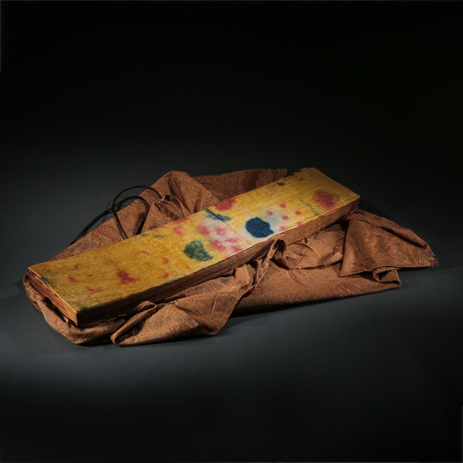 Chinese Buddhist palm-leaf manuscripts from the Qing Dynasty (1 of 9)