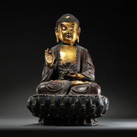 Gilt Bronze Seated Shakyamuni Buddha Statue from the Ming Dynasty, China