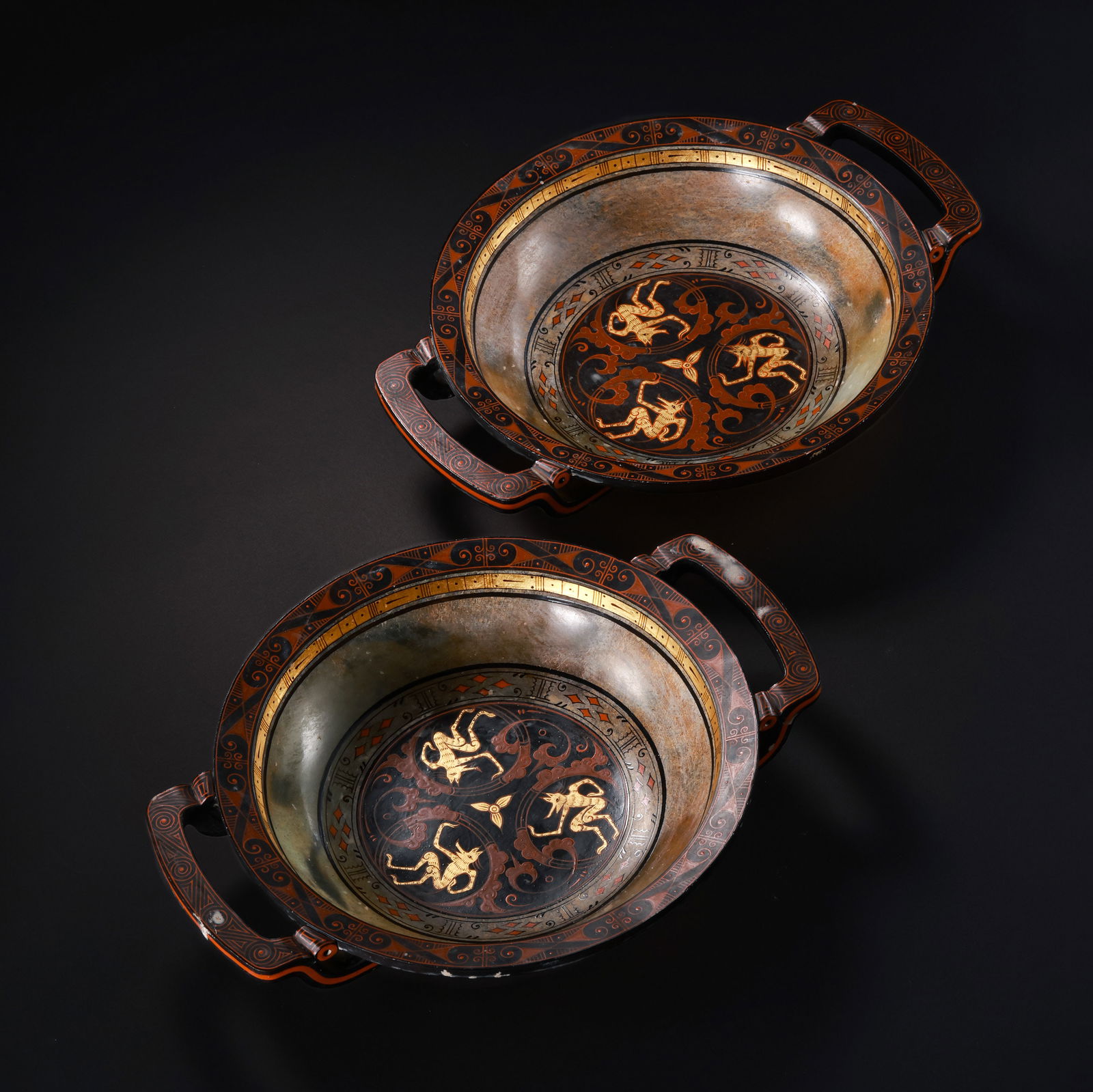 A pair of Chinese Han Dynasty gold-inlaid double-eared bowls (1 of 13)