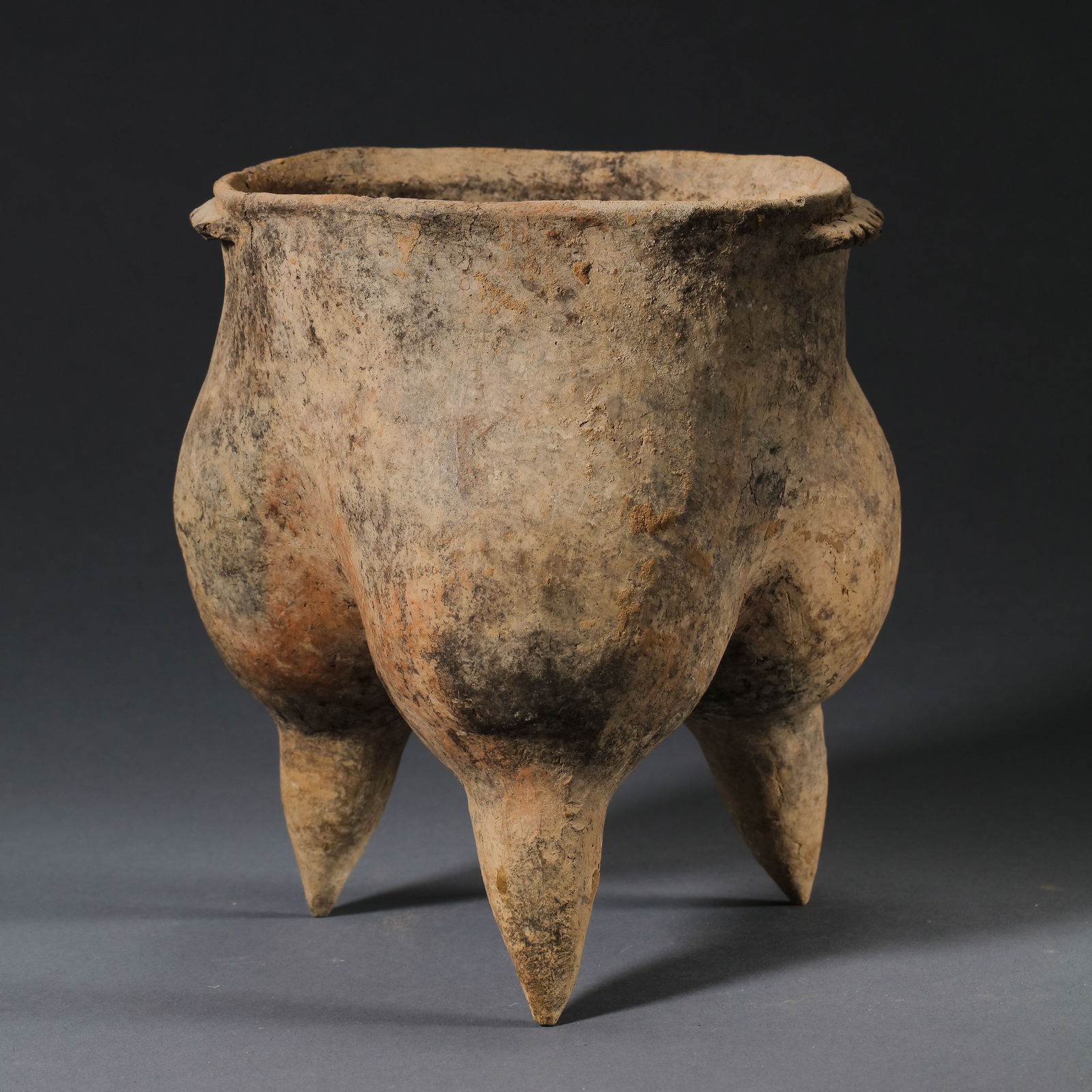 Chinese Neolithic Hongshan Culture pottery jars: H. 17.5 cm. W. 15 cm.