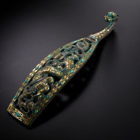 Gold and silver inlaid belt hooks from the Warring States period in China