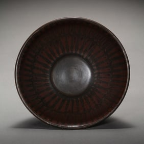 Large iron-patterned bowl from Cizhou ware, Northern Song Dynasty, China