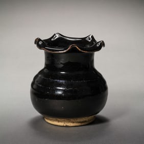 Northern Song Dynasty Cizhou Kiln Black Glazed Flower-Shaped Spittoon