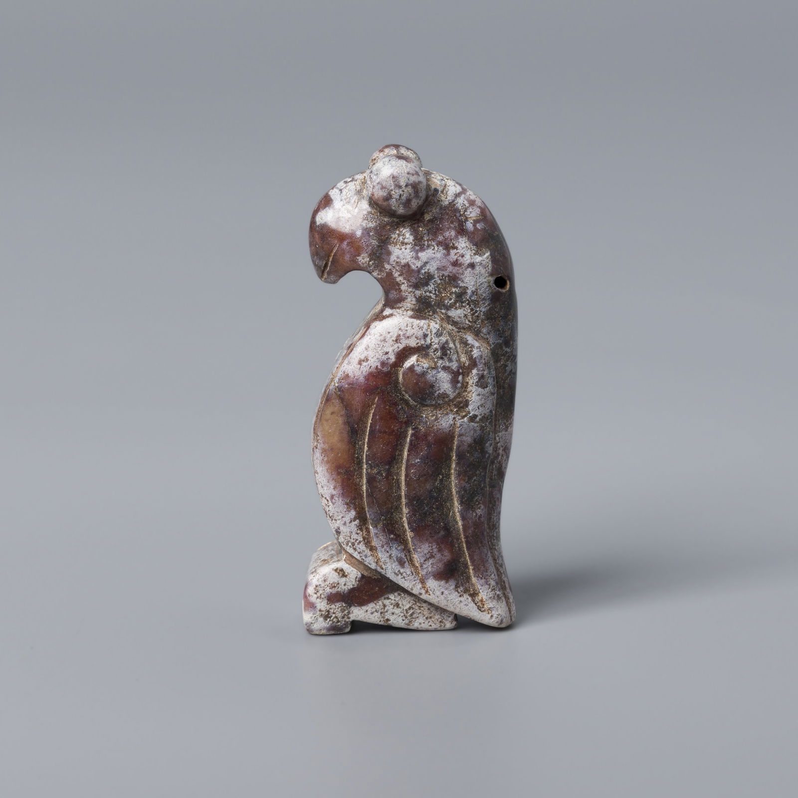 HONGSHAN CULTURE JADE PENDANT FEATURING BIRD-BEAST ANIMAL CARVING: Hongshan Culture Jade Pendant Featuring Bird-Beast Animal Carving Size Detail : 2.7 x 6.1cm Weight :41gram*If you win the item, we will provide customized packaging tailored specifically for your good