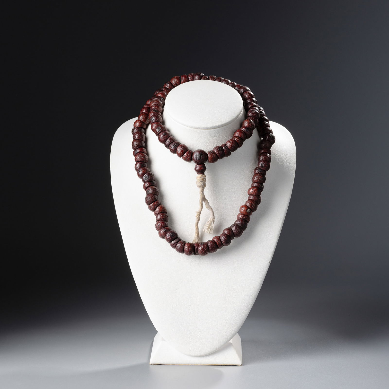 NEPALESE TIBETAN 108-BEAD MITER-CUT BODHI PRAYER MALA: Nepalese Tibetan Buddhist prayer mala featuring 108 miter-cut Bodhi beads.*If you win the item, we will provide customized packaging tailored specifically for your goods. If you have any specific requ