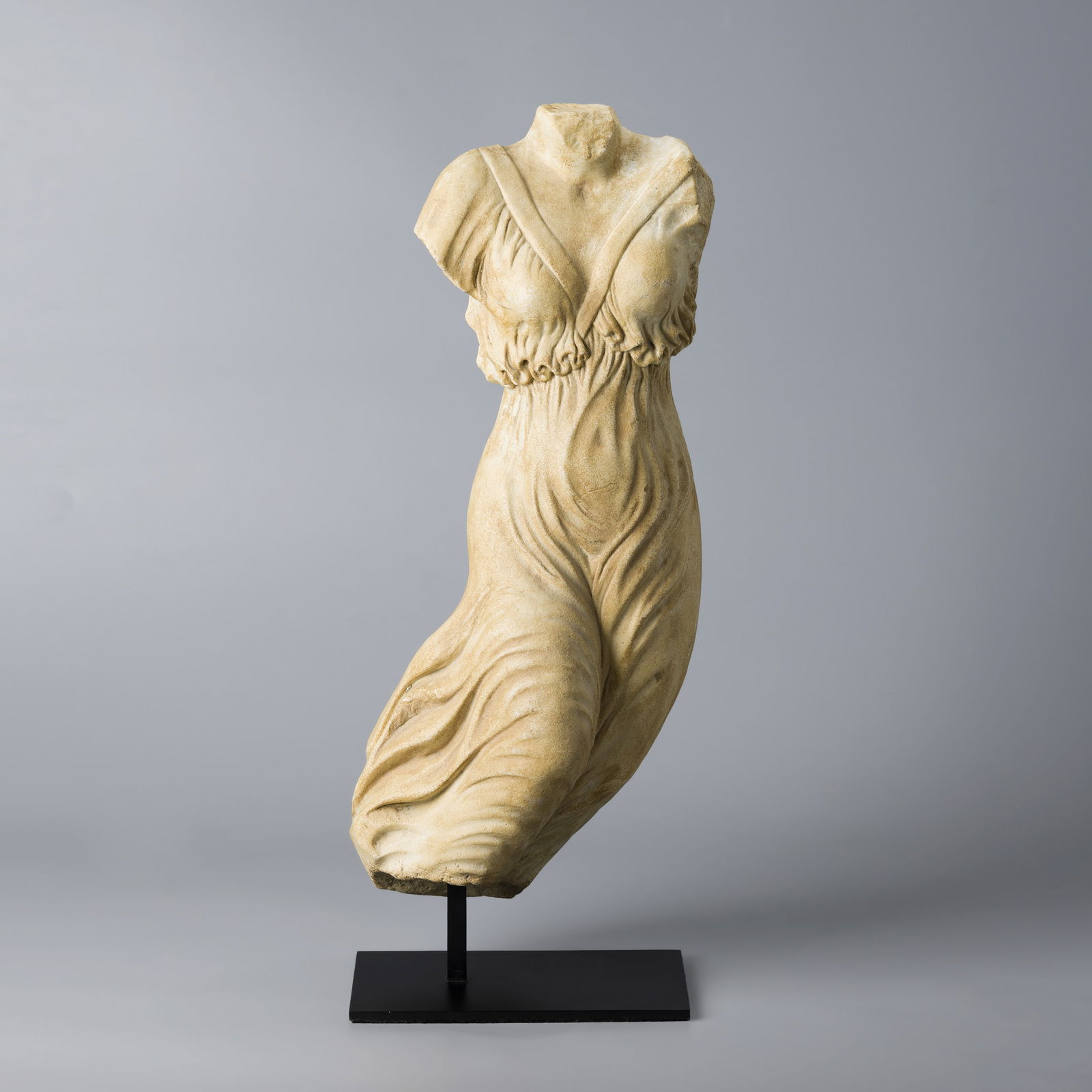 HELLENISTIC GREEK MARBLE NIKE VICTORY GODDESS STATUE: A magnificent ancient Greek marble sculpture of Nike, the winged goddess of victory, captured in dynamic motion.Dimensions: 22 x 52 cmWeight: 17.9 kgMaterial: White Marble*If you win the item, we will