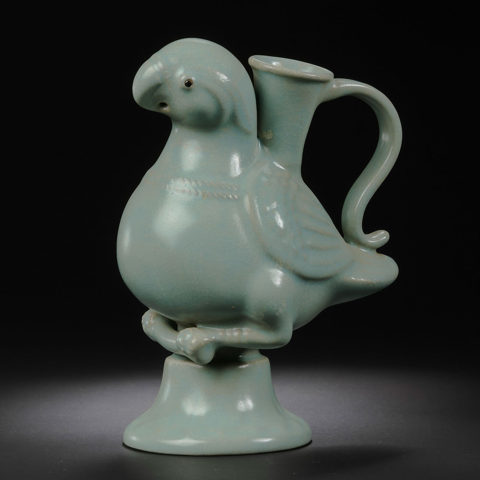 MAGNIFICENT AND EXTREMELY RARE RU-TYPE 'PARROT' VESSAL (ZUN)NORTHERN SONG DYNASTY (960–1127) (1 of 8)