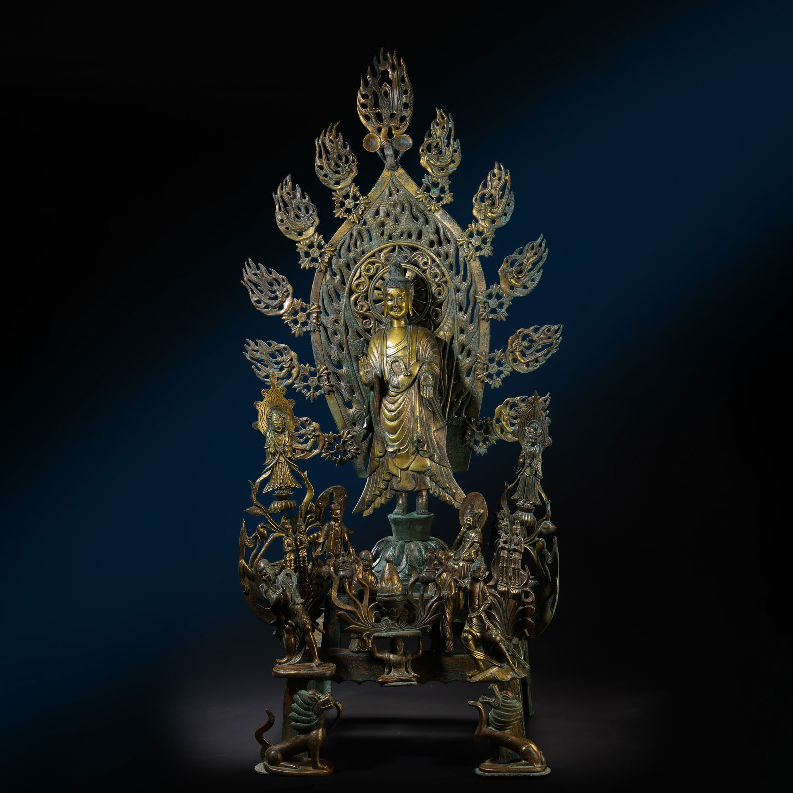 A MAGNIFICENT AND HIGHLY IMPORTANT WHITE JADE 'MAIDEN' CANDELABRA WITH GILT-GOLD INLAYS AND: Description This extraordinary candelabra is a tour de force of Han Dynasty luxury arts, seamlessly integrating masterful lapidary work with sophisticated goldsmithing.The Jade Figure :The Maiden (???