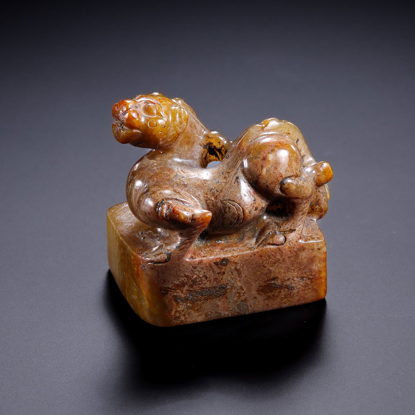 A RARE AND HIGHLY IMPORTANT HETIAN WHITE JADE RITUAL SEALWARRING STATES TO HAN DYNASTY (C. 4TH (1 of 9)