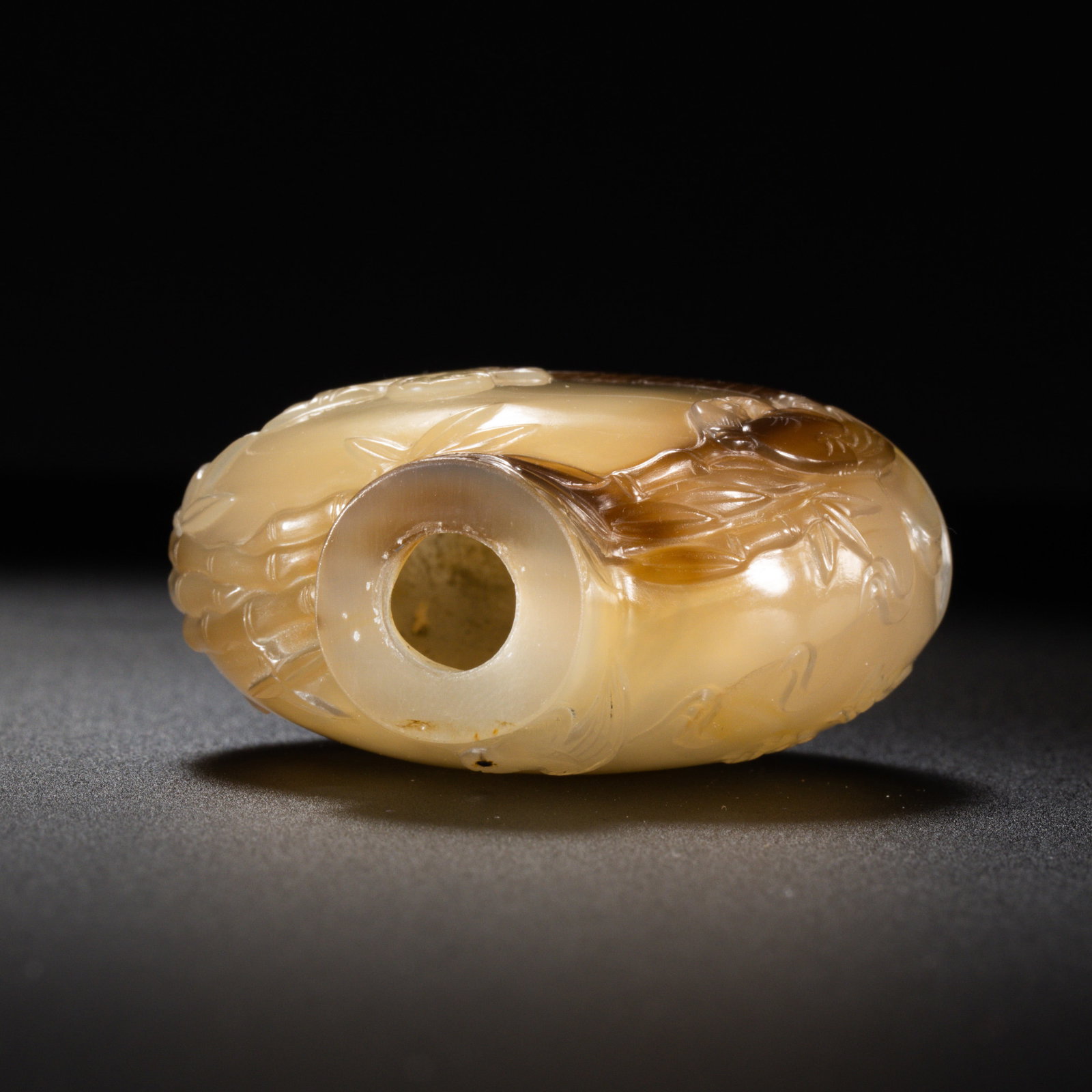 Chinese Qing Dynasty Agate Snuff Bottle - 8