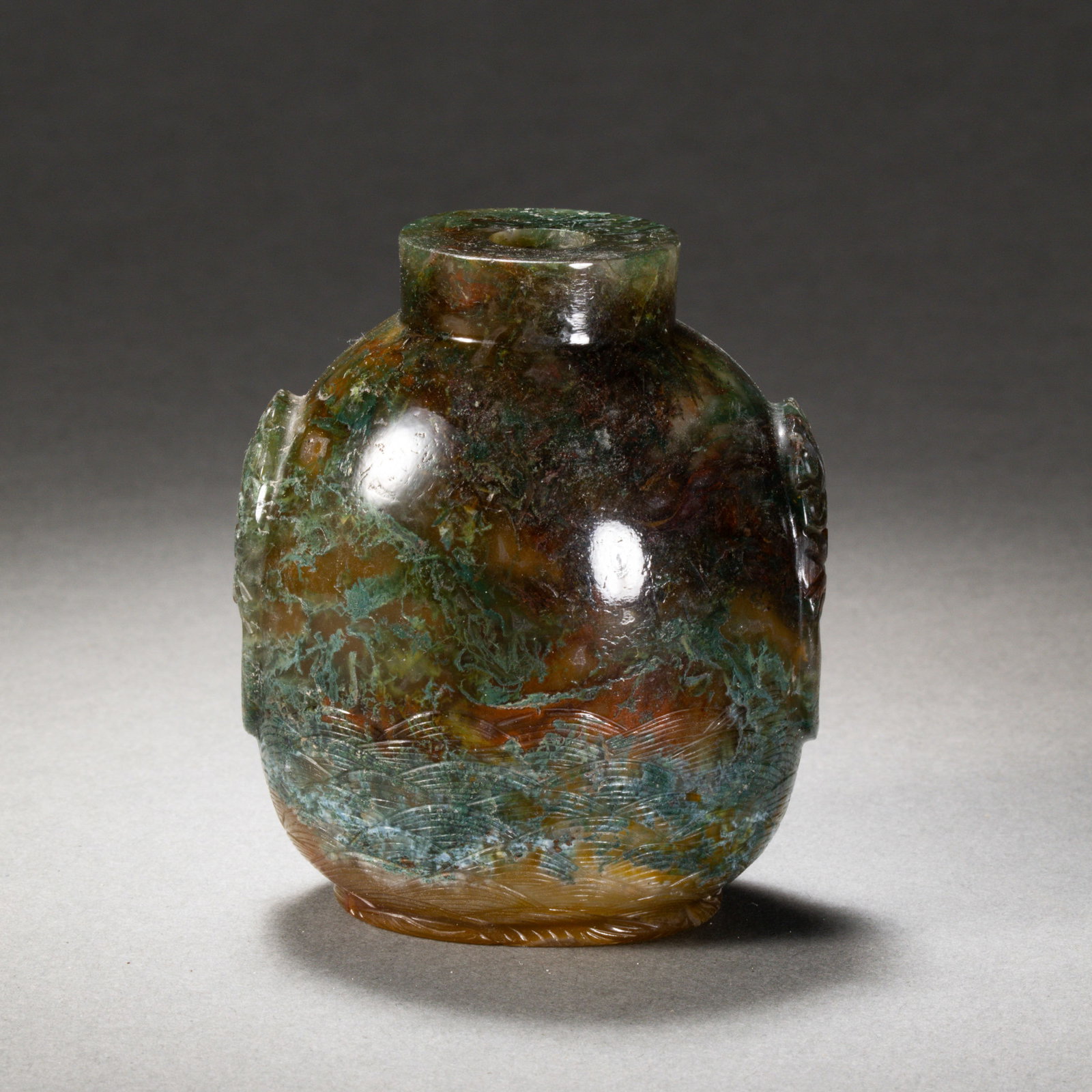 Chinese Qing Dynasty Agate Snuff Bottle - 2