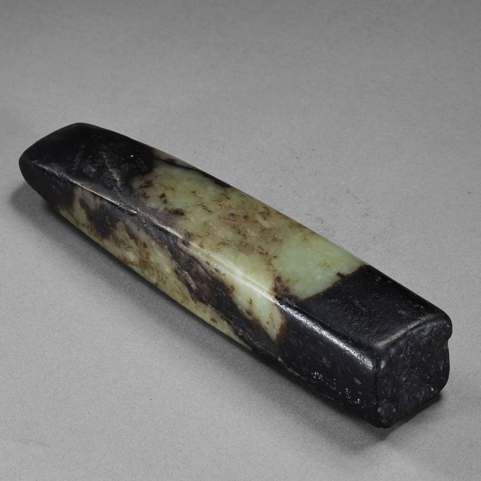 Chinese Neolithic jade artifacts - 7