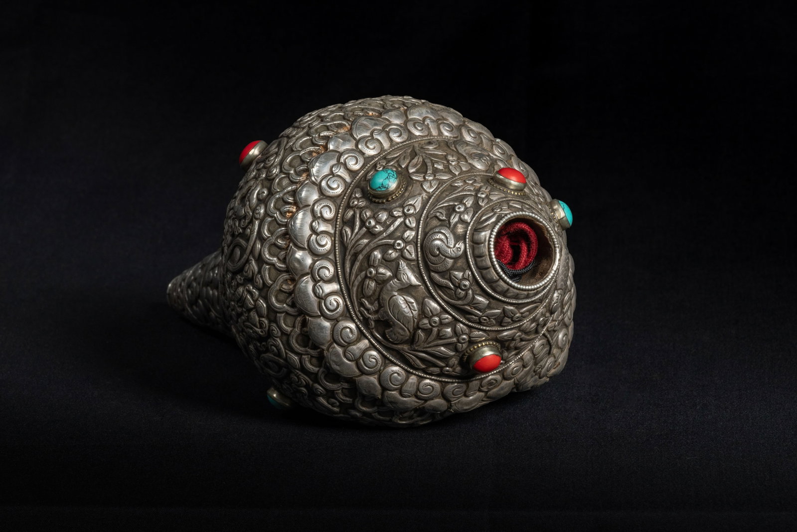 Chinese Qing Dynasty Buddhist Silver Conch Shell - 2
