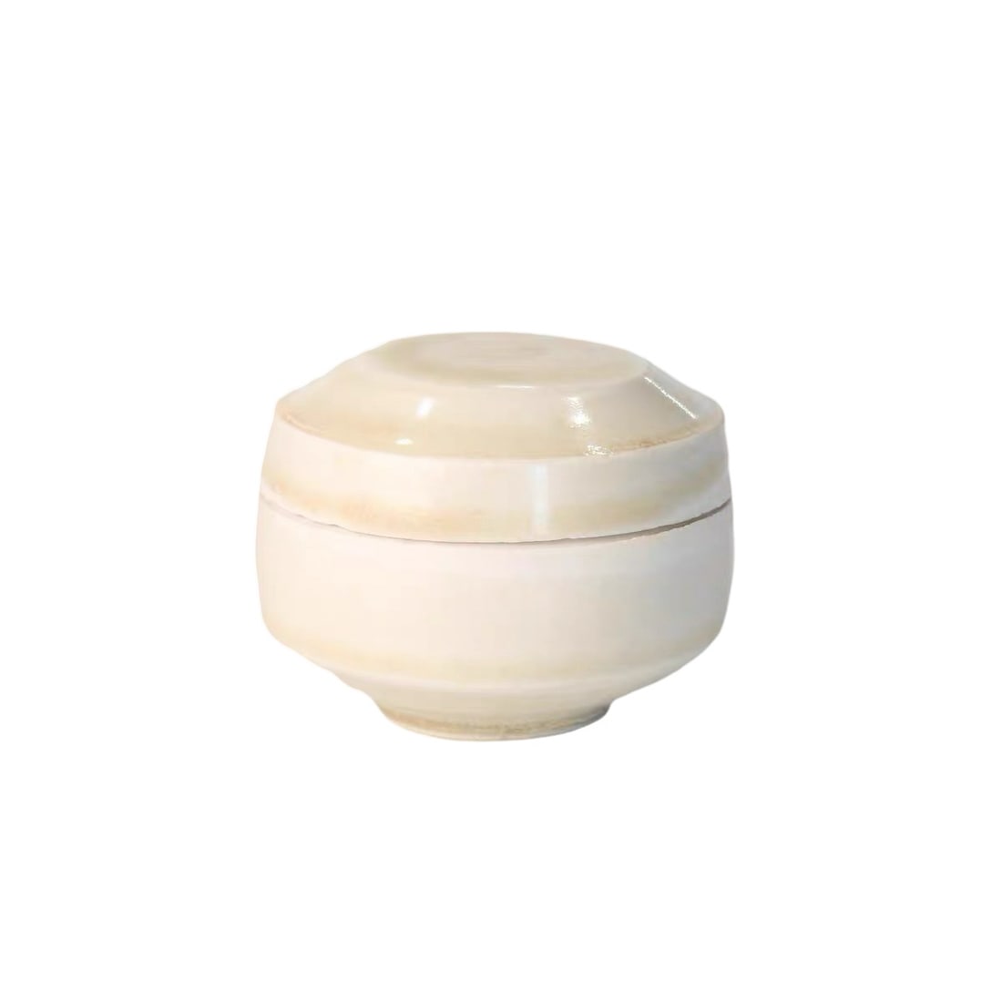 Song-Jin Dynasty Ding Kiln Ivory White Glaze Miniature Incense Box (1 of 5)