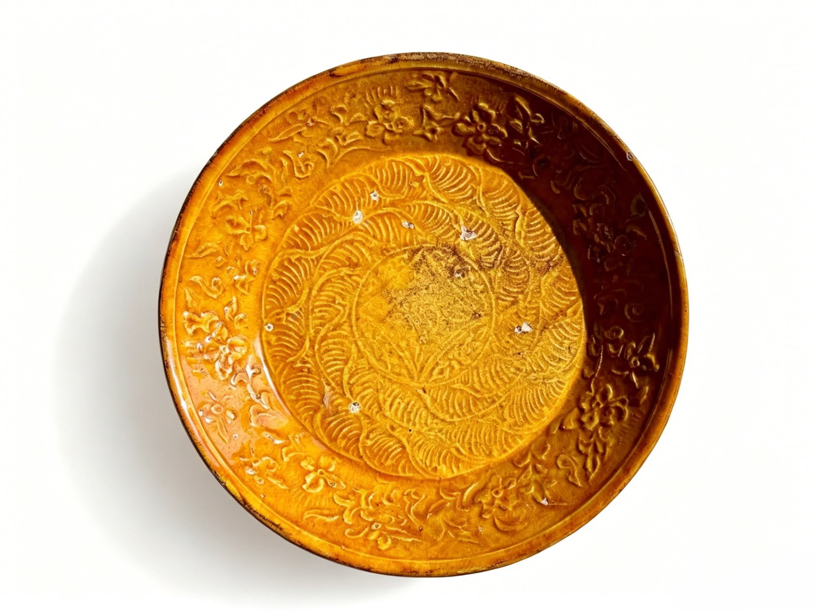 Liao Dynasty Low-Temperature Tawny Yellow Glaze Mould-Printed Folded-Rim Plate (1 of 4)