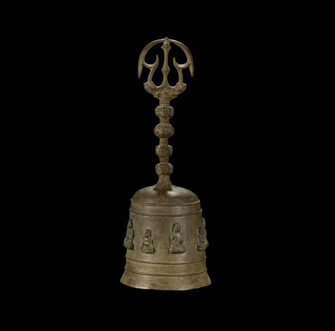Tibetan Copper Trident Vajra Ritual Bell, Qing Dynasty (1 of 9)
