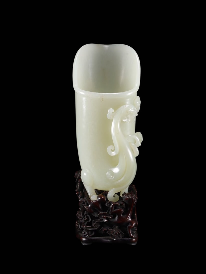 Mid-Qing Period White Hetian Jade Tripod Gong-Style Vessel with Dragon and Phoenix Motifs & Movable: Mid-Qing Period White Hetian Jade Tripod Gong-Style Vessel with Dragon and Phoenix Motifs & Movable Linked RingsI. Period AttributionMid-Qing Dynasty, White Hetian Jade Tripod Gong-Style Wine Cup Carv