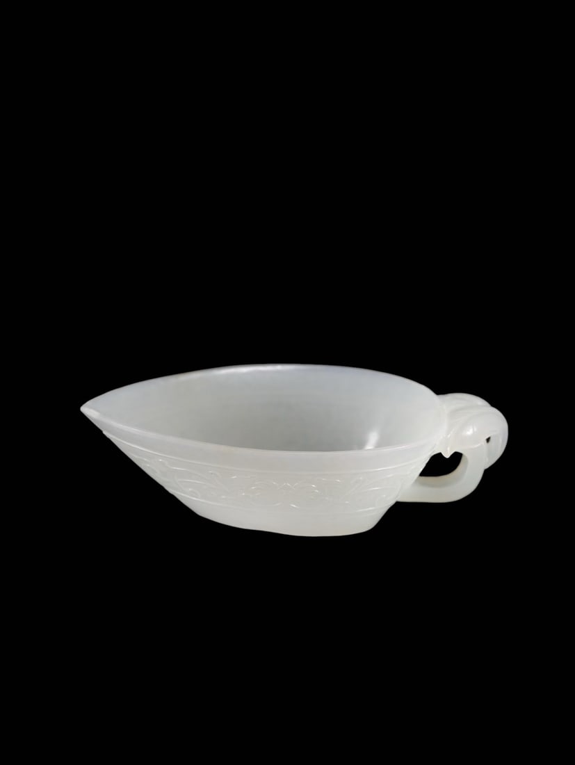 Mid-Qing Period White Hetian Jade Miniature Yi-Shape Wine Cup with Single Floral Handle and Western (1 of 9)