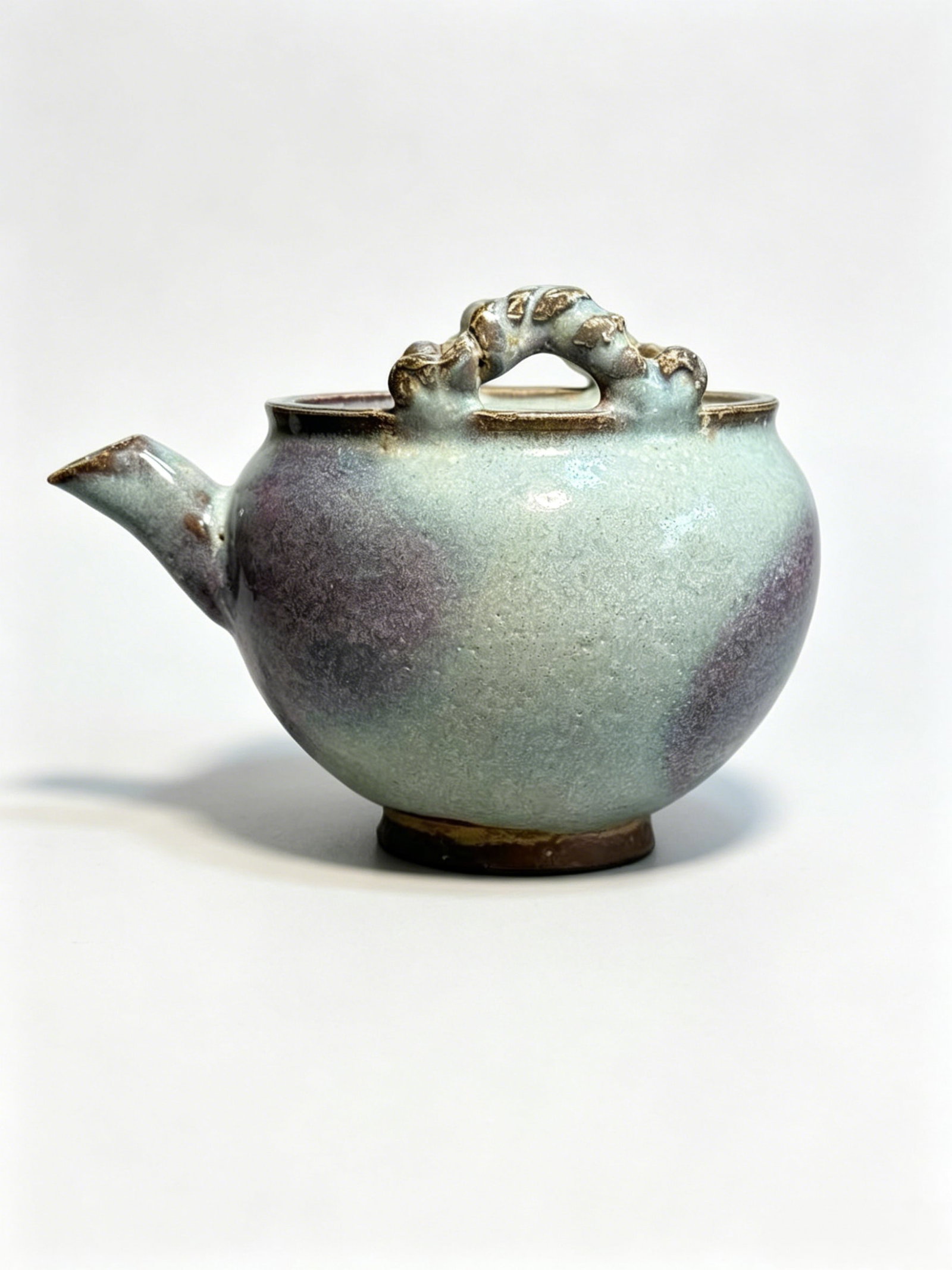 Jun Kiln Sky-Celadon Ewer with Twisted-Rope Handle and Rose-Purple Kiln Transmutation Splashes: Overall Height: approx. 11 cm (4.33 inches), Body Height: approx. 8.8 cm (3.46 inches)Mouth Diameter: approx. 10 cm (3.94 inches)Maximum Width: approx. 15 cm (5.91 inches)Belly Diameter: approx. 11.2 