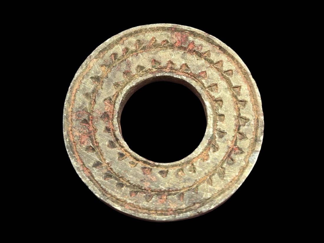 Warring States-Han Dynasty Jade Bi Disc Carved with Double-Ring Triangle Patterns (1 of 8)