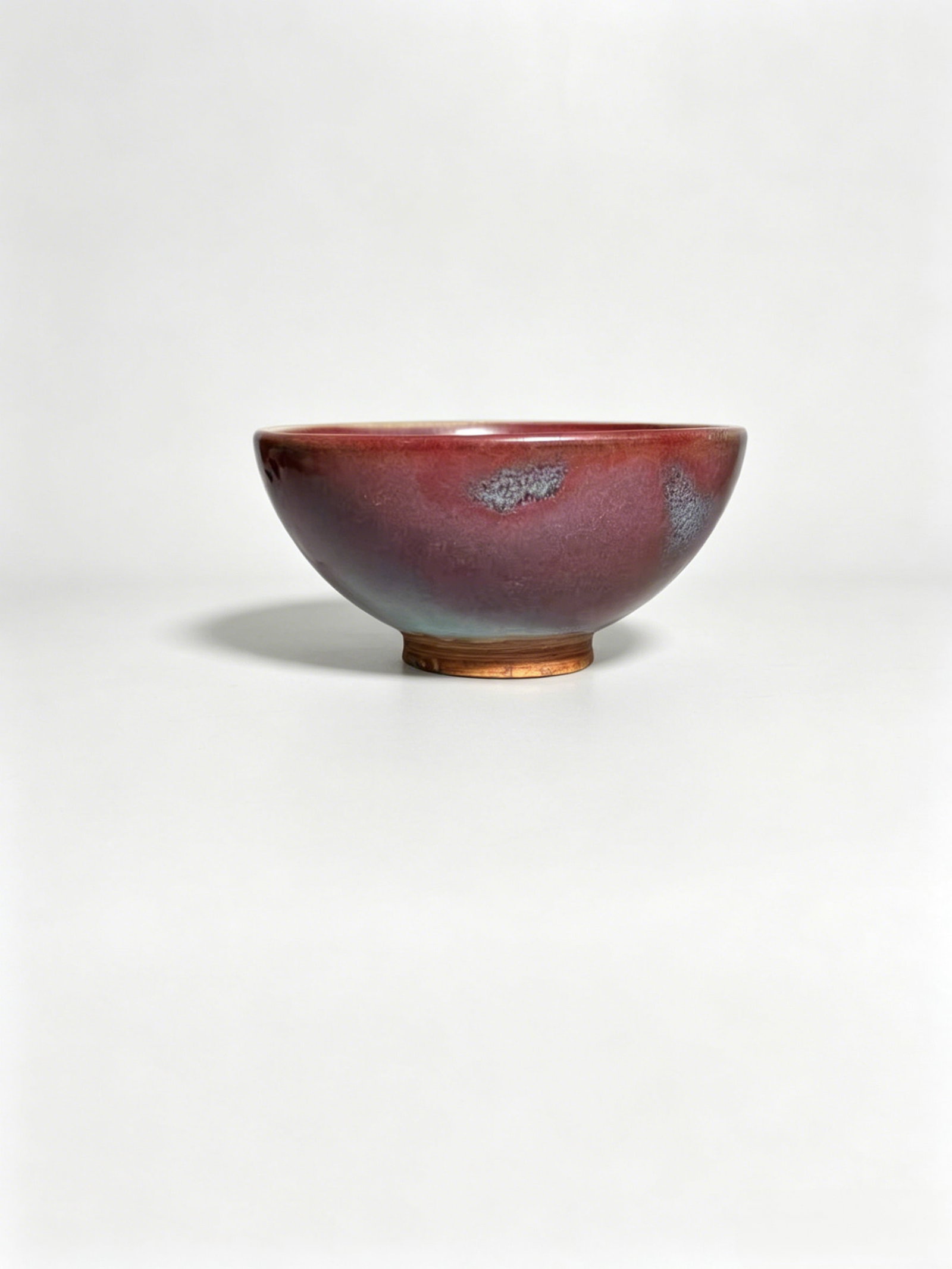 Jun Kiln Tea Cup with Transmutation Rose Purple & Sky Blue Glaze – Museum-Grade Object Description: Jun Kiln Tea Cup with Transmutation Rose Purple & Sky Blue Glaze – Museum-Grade Object DescriptionDimensionMouth diameter: approx 3.54 inches (9 cm )Overall height: approx 1.85 inches (4.7 cm )Gener