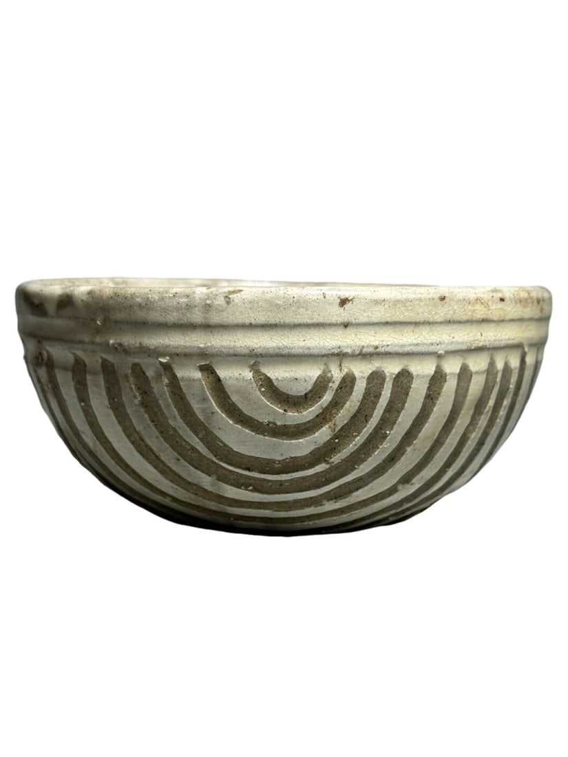 Dengfeng Kiln Cizhou-Style White Glaze Carved Willow Basket Bowl (1 of 5)