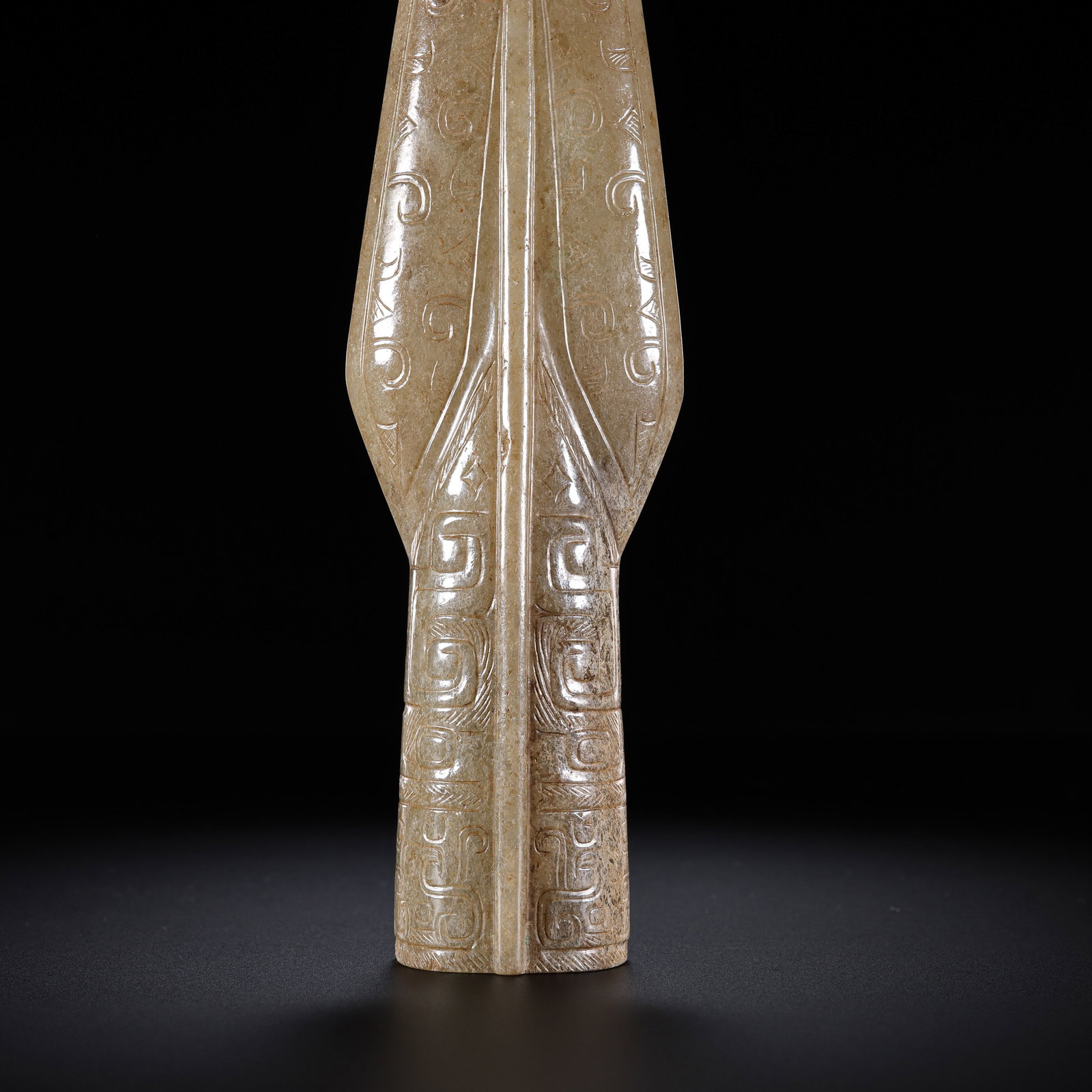Chinese Han Dynasty jade artifacts - 6