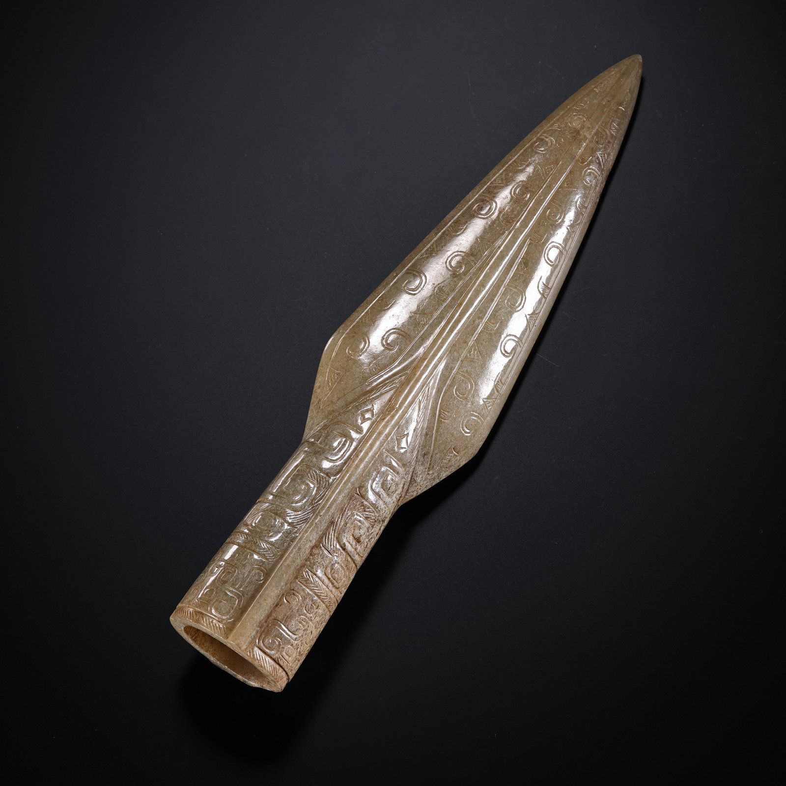 Chinese Han Dynasty jade artifacts - 8