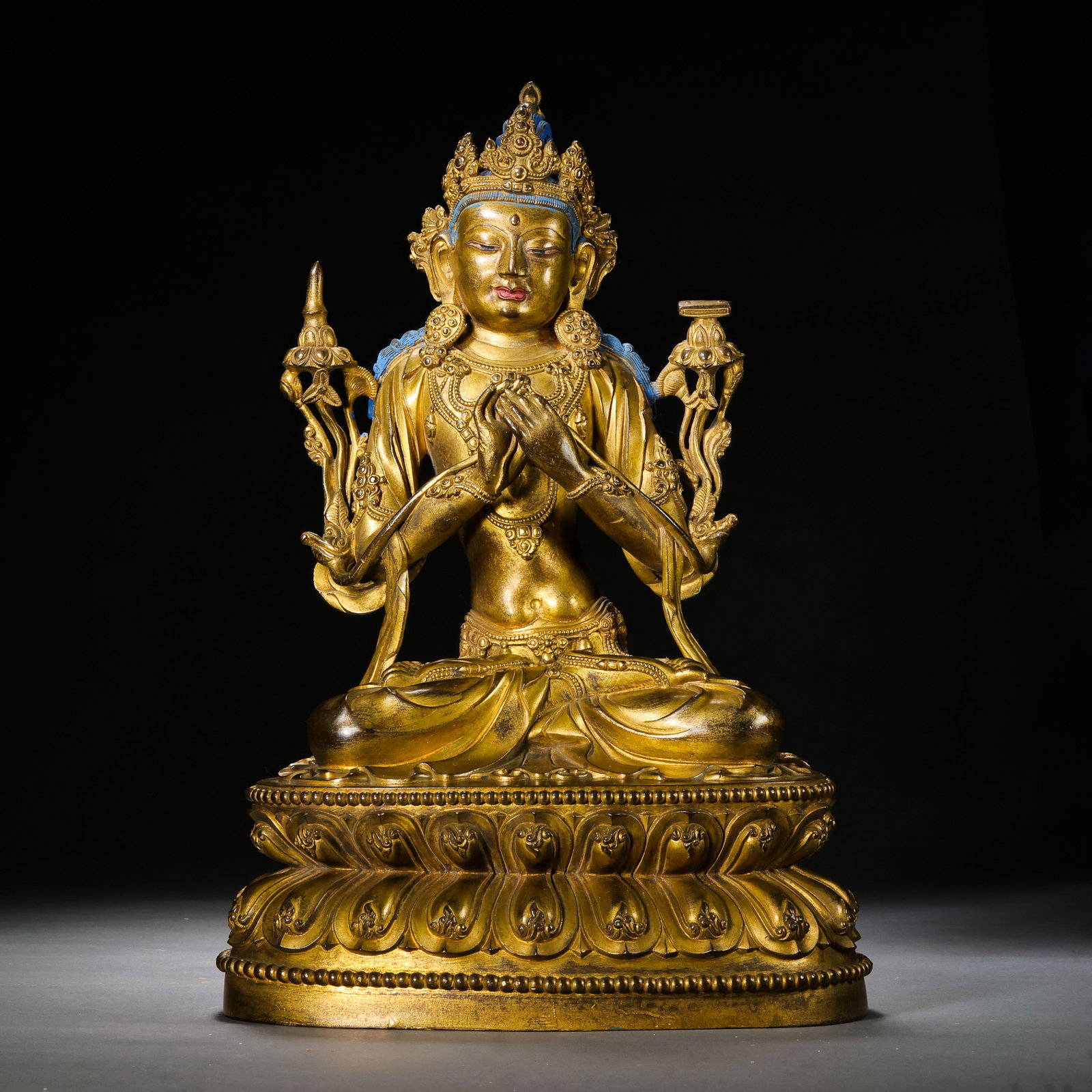 Chinese Ming Dynasty Gilt Bronze Seated Buddha Statue: H . 26 cm . L . 18 cm . Weight 3876 gram .