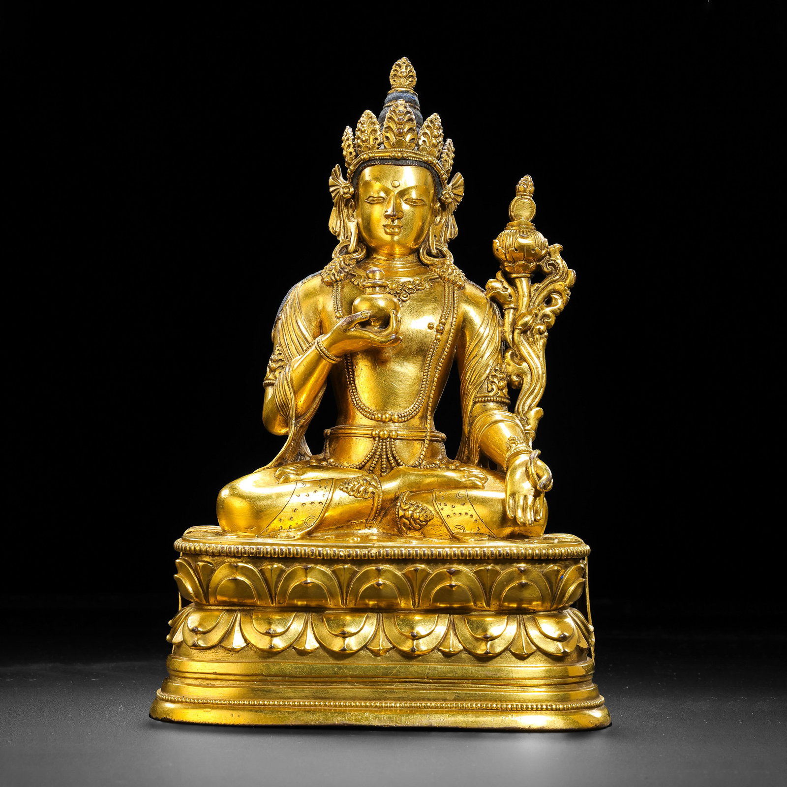 Chinese Ming Dynasty Gilt Bronze Seated Buddha Statue: H . 24 cm . L . 15 cm . Weight 2385 gram .