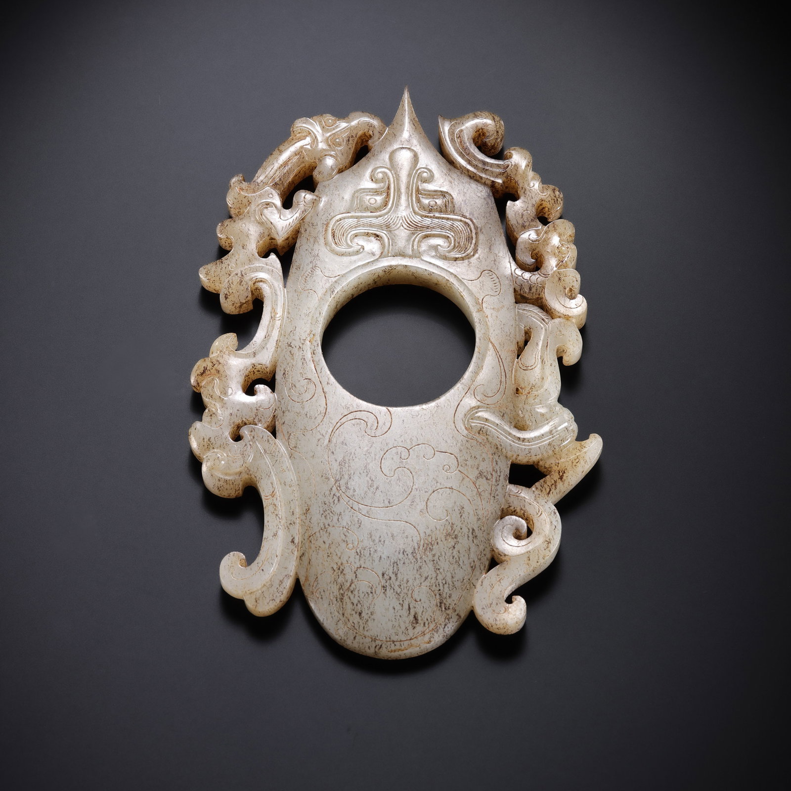 Chinese Han Dynasty Chilong Pattern Chicken Heart Pendant: H . 13.7 cm . L . 9.2 cm . Weight 149 gram .