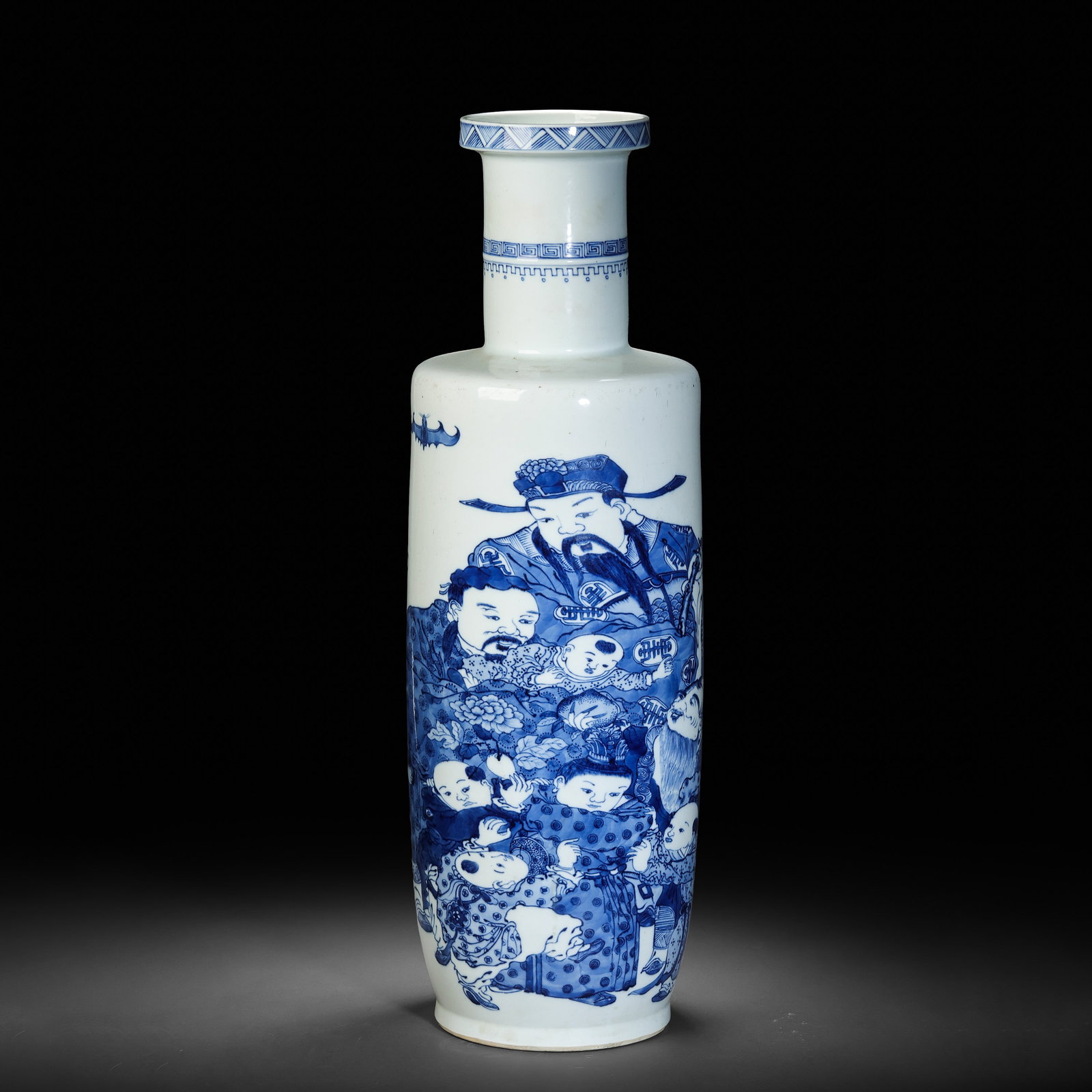 Blue and white porcelain vase with figure and story design from the Kangxi period of the Qing (1 of 10)