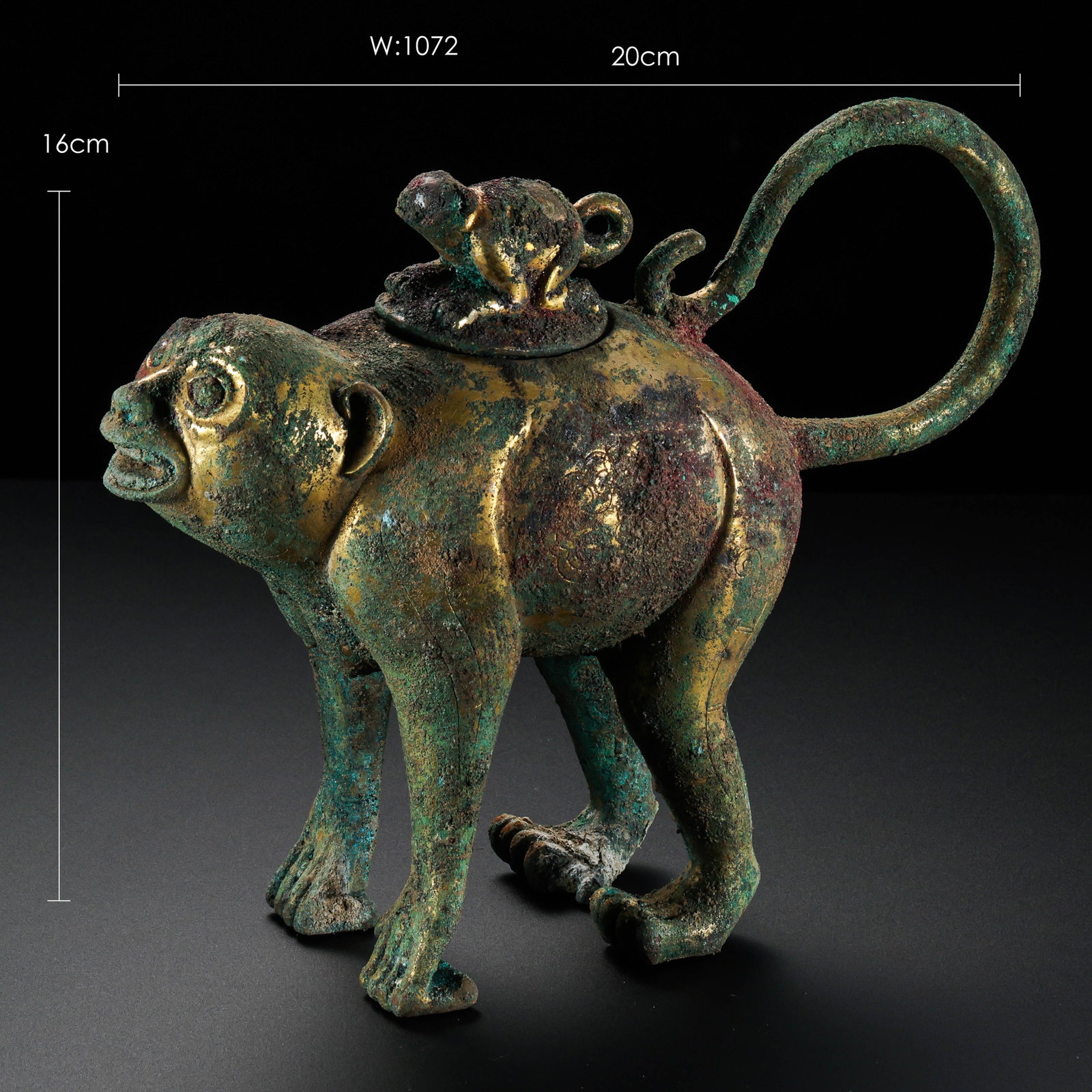 A gilt bronze covered jar from the Han Dynasty of China, symbolizing generations of officials being: H . 16 cm . L . 20 cm . Weight 1072 gram .
