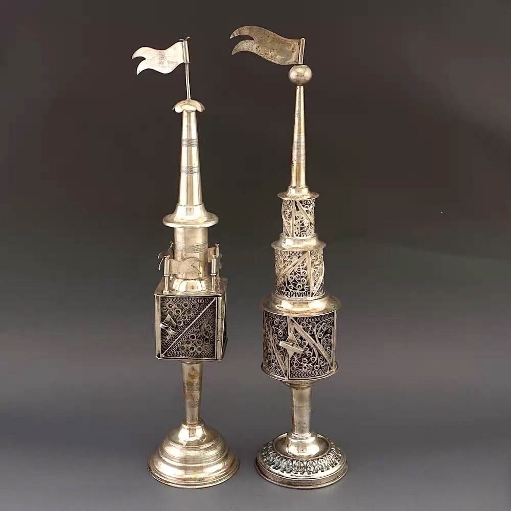 German Sterling Silver Filigree Spice Tower;: German Sterling Silver Filigree Spice Tower; weight: 150?g; height approx. 27?cm.The term “sterling silver” herein refers to solid non?plated silver and does not denote 999?grade purity.
