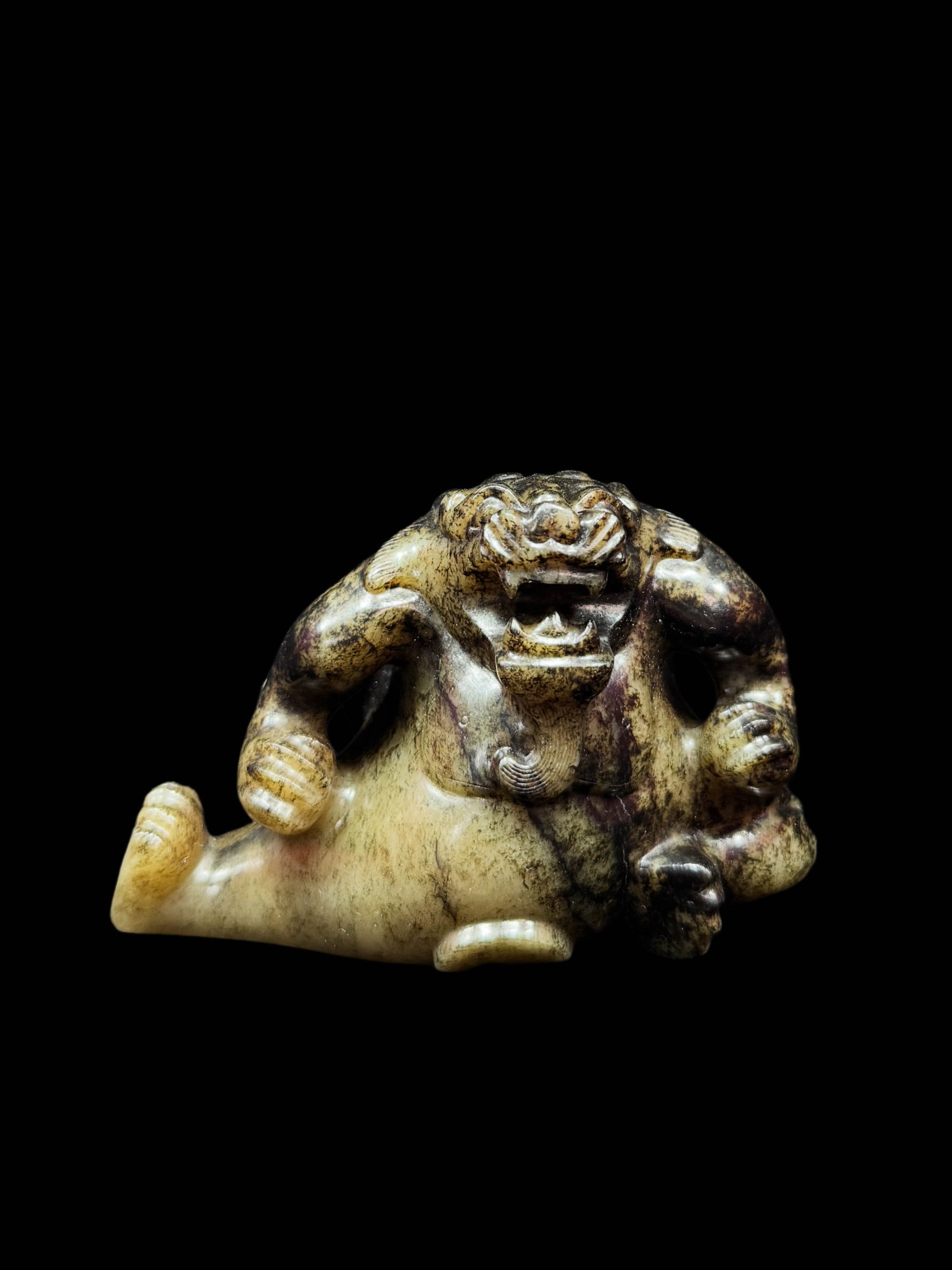 Jade Crouching Bear - 2