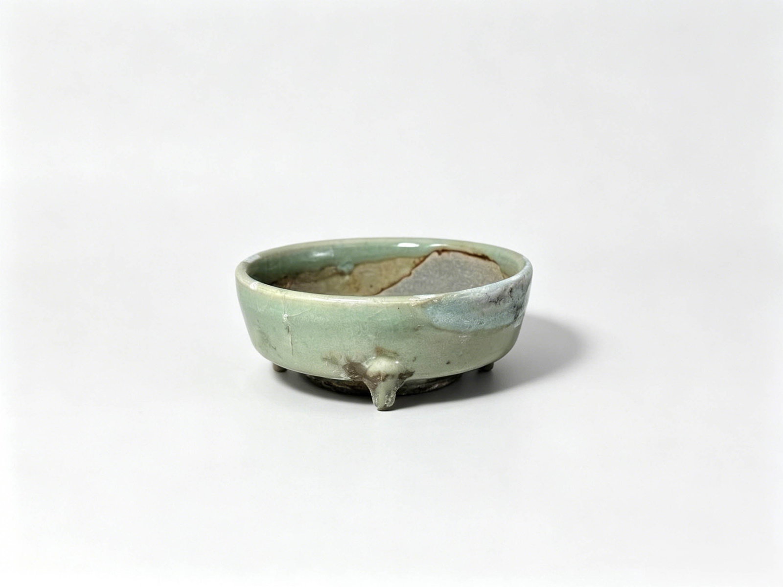 Yuan-Ming Longquan Kiln Plum Green Glazed Three-Legged Qin Censer (1 of 6)