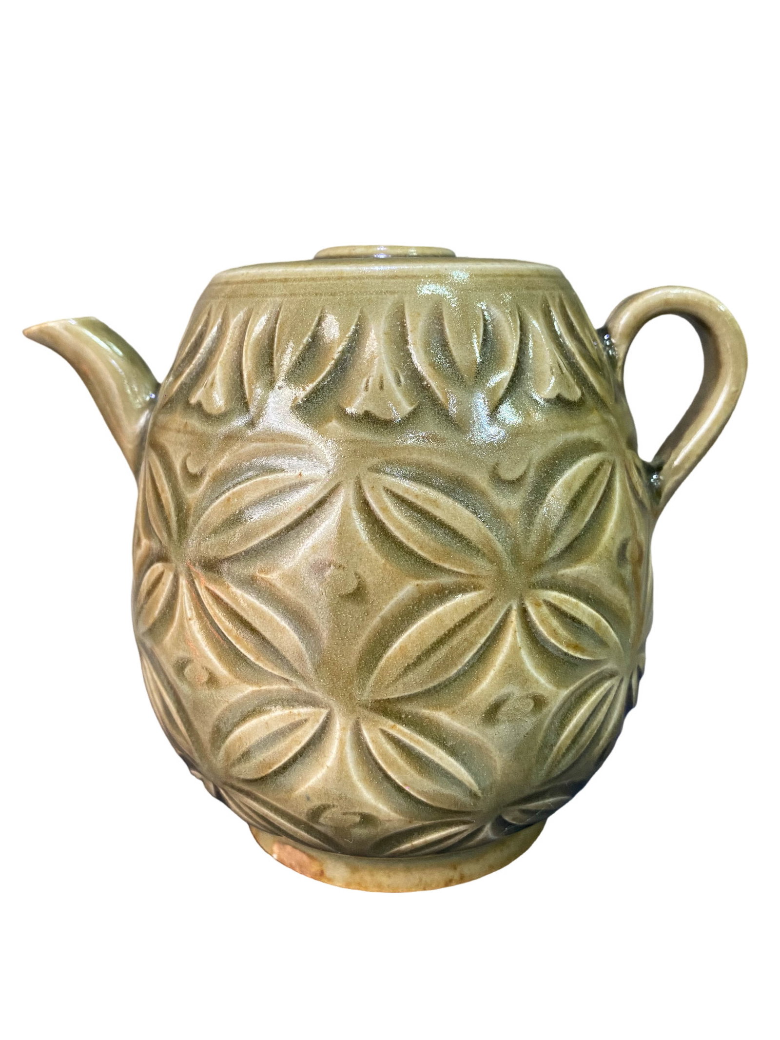 Yaozhou?Yao Celadon Carved Floral Ewer: Yaozhou?Yao Celadon Carved Floral EwerSuggested Period: Song DynastyBasic ArchiveDimensions: Height 3.94 inchesCondition: No cracks, chips or later restorations. The glaze remains intact. The foot rin