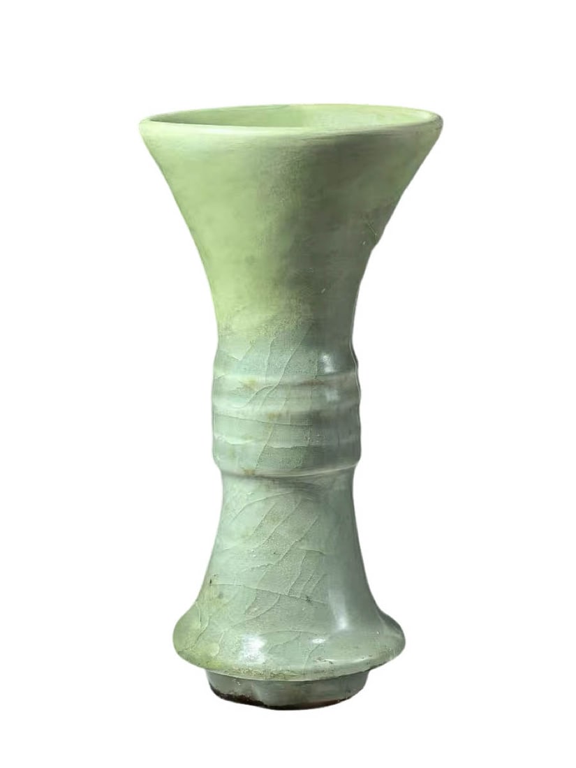 Longquan Celadon String-Grooved Gu Vase (Ritual Vessel) - 2