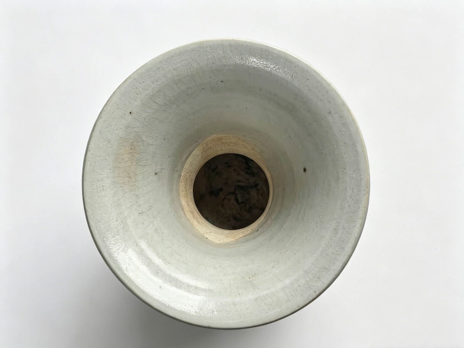 Bluish White Glaze Waste Vessel - 3