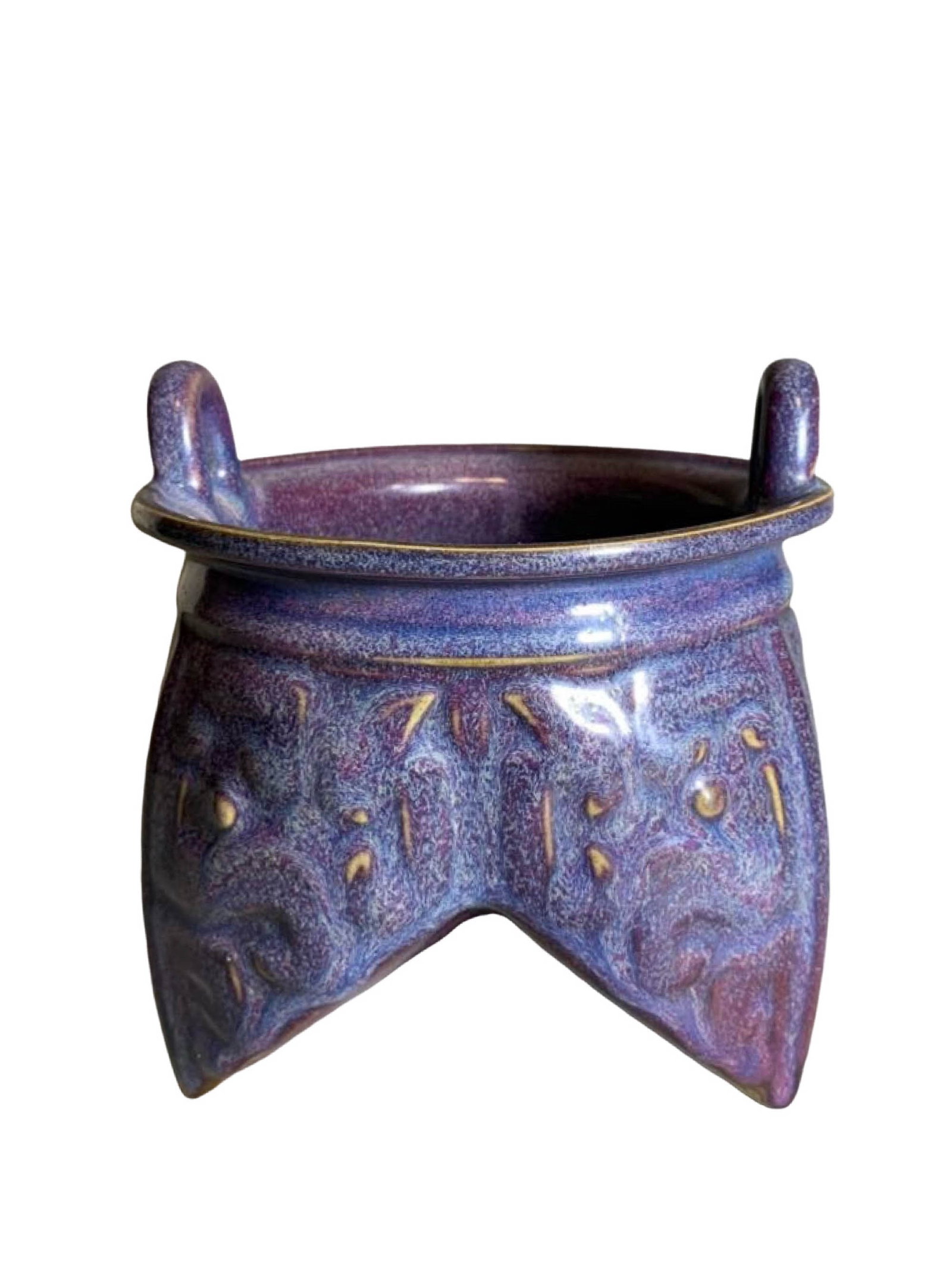 Jun?yao Aubergine?Purple Glaze Moulded Beast?Mask Double?Eared Li?Style Censer: Jun?yao Aubergine?Purple Glaze Moulded Beast?Mask Double?Eared Li?Style CenserSuggested Period: Yuan?Ming DynastyBasic ArchiveDimensions: Height 5.91 in, Belly Diameter 5.71 inCondition: No cracks,