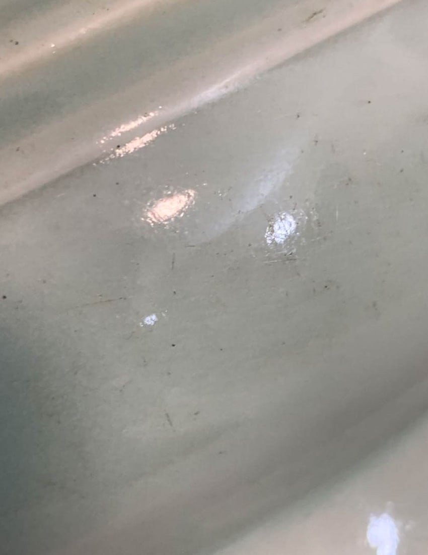 Longquan Kiln Vase with Bow?String Decoration - 5