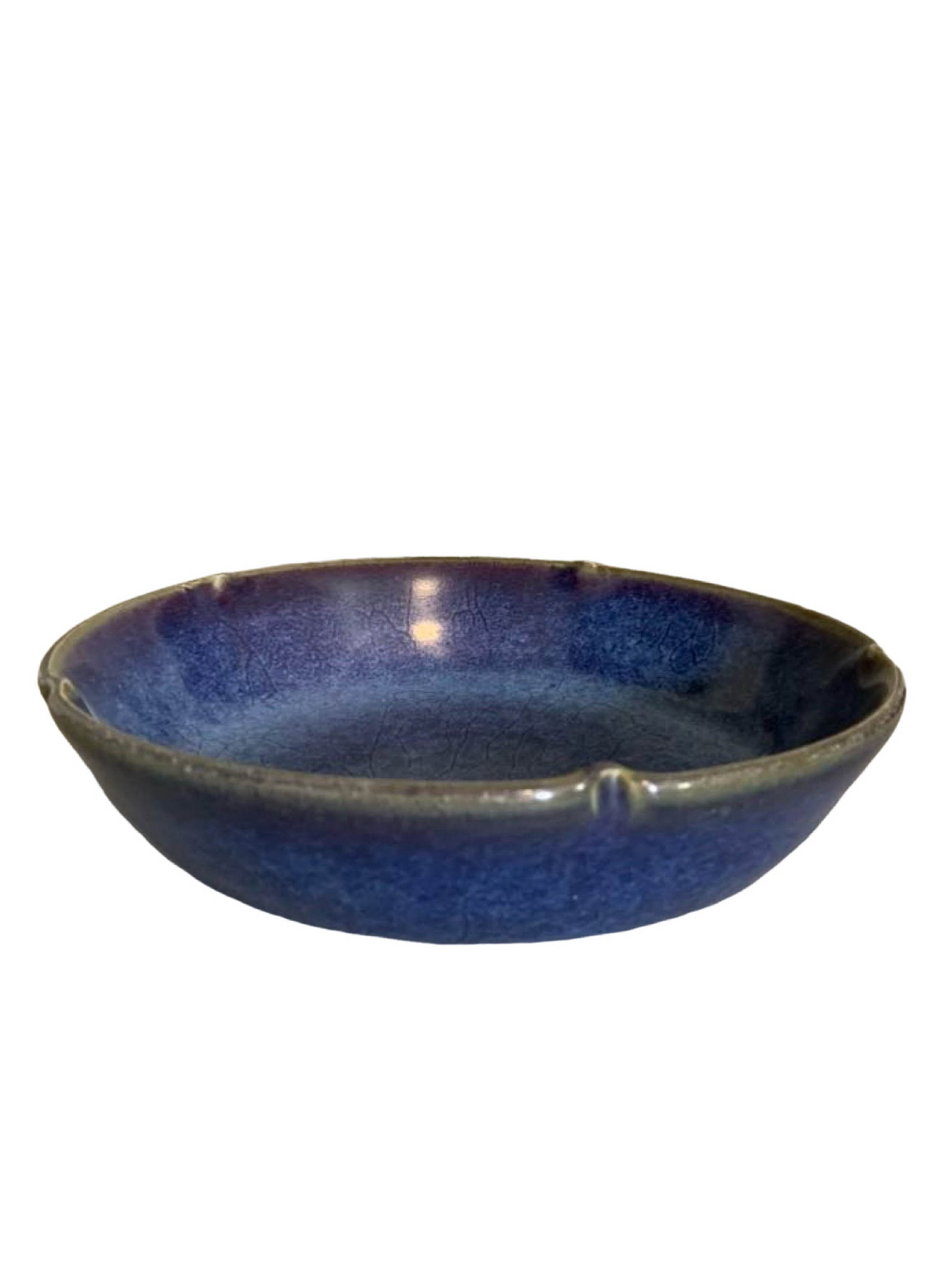 Jun?style Aubergine?Purple Glazed Lobed Washer with Carved “Guan?? Mark: Jun?style Aubergine?Purple Glazed Lobed Washer with Carved “Guan” MarkBasic ArchiveDimensions: Height 2.13 inches, Diameter 7.28 inchesForm: Lobed washer with six?floral?lobed rim, shallow
