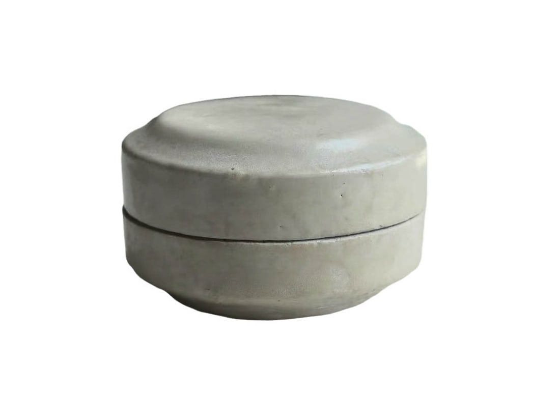 White Glaze Circular Incense Box, Gongxian Kiln, Tang Dynasty (1 of 3)