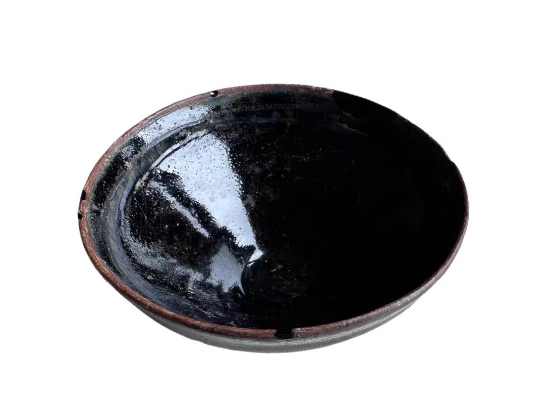 Song Dynasty Jian Kiln Black Gold Glaze Shukou Tea Bowl: Category: Black Gold Glaze Shukou Tea Bowl, Jian Kiln, Song DynastyDimensions: Rim Diameter 12.5 cm (4.92 inches), Height 6 cm (2.36 inches)Kiln Profile: Jian Kiln (a renowned imperial kiln producing 